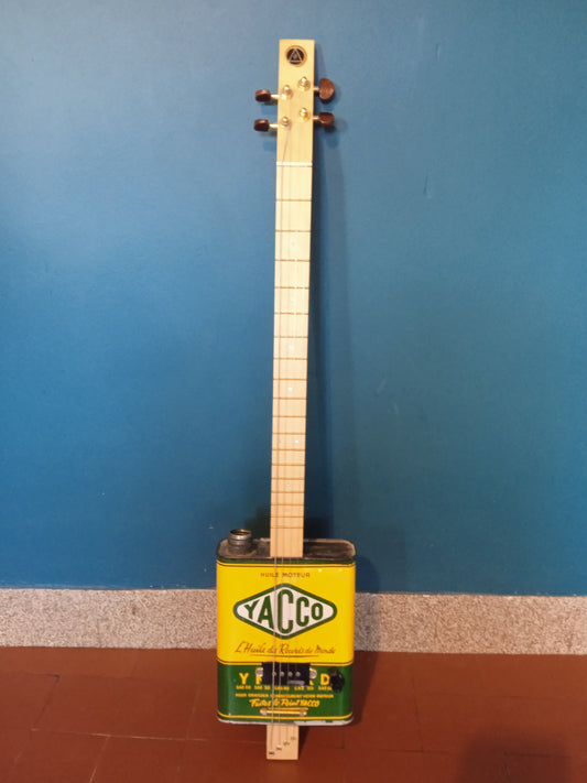 Guitare Bidon 4 cordes - YACCO 1