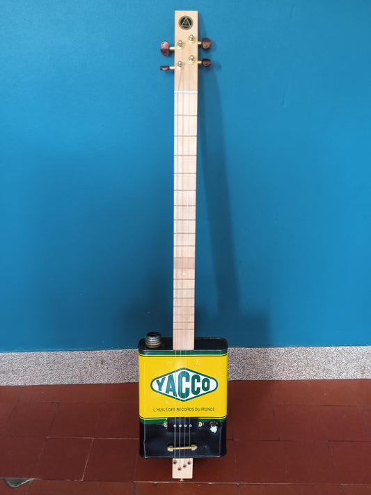 Guitare Bidon 4 cordes - YACCO 3